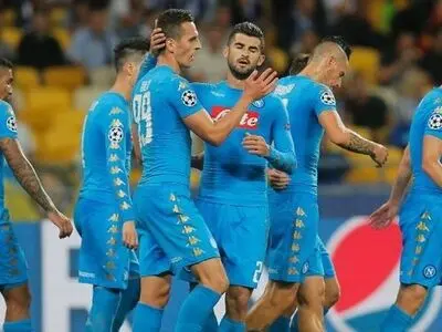 تساوی ناپولی و لاتزیو در خانه