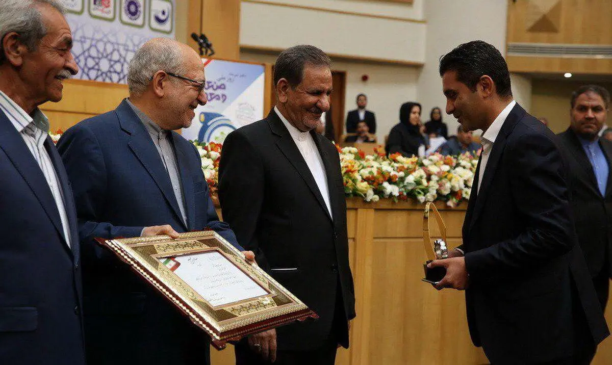  تالک ایرانیا‌ن  یکی از10  برگزیده واحدهای صنعتی کشور 