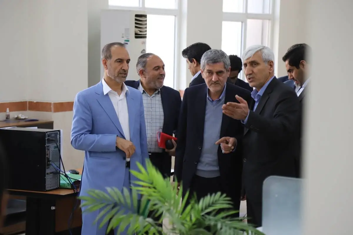 برنامه ریزی برای صادرات حداکثری همه محصولات فارس از گمرکات استان