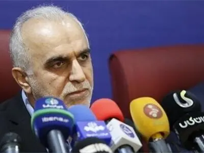 وزیر الإقتصاد: الحکومة ستطرح للبیع حصتها فی بنوک وشرکات ضمان