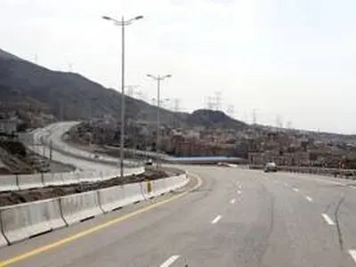 بازگشایی آزاد راه خرم‌آباد-پل زال؛ تردد در جریان است