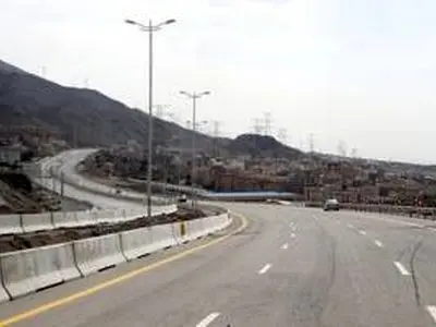 بازگشایی آزاد راه خرم‌آباد-پل زال؛ تردد در جریان است