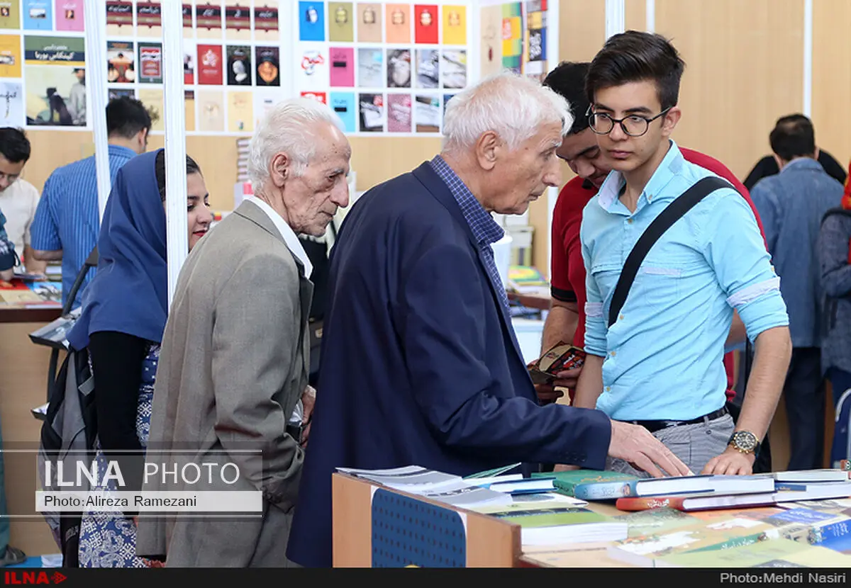 غرفه‌های خالی برای حضور ناشران جا مانده آماده می‌شود