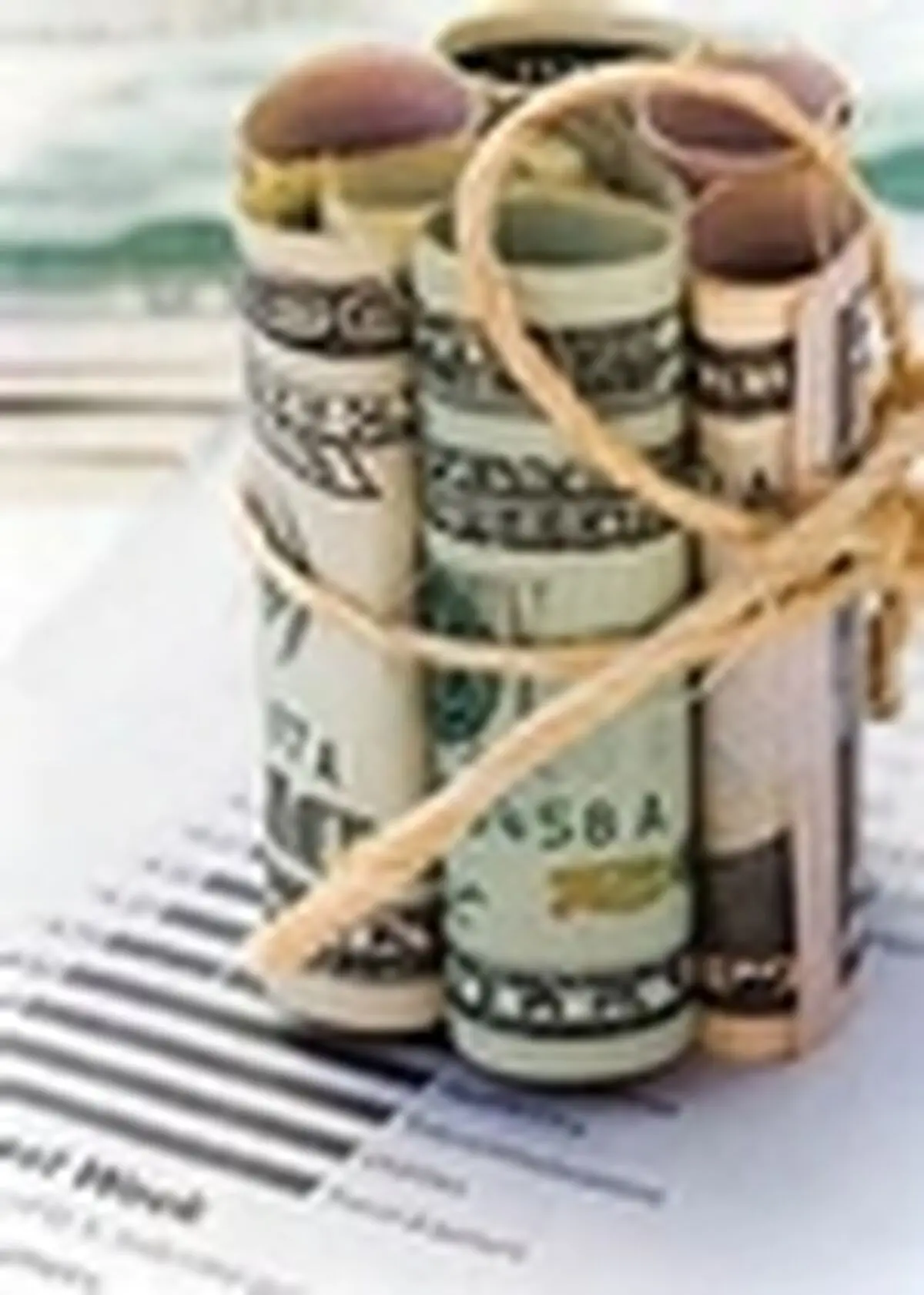 دلار ۴۲ ریاال افزایش و یورو ۳۸ ریال کاهش داشتند