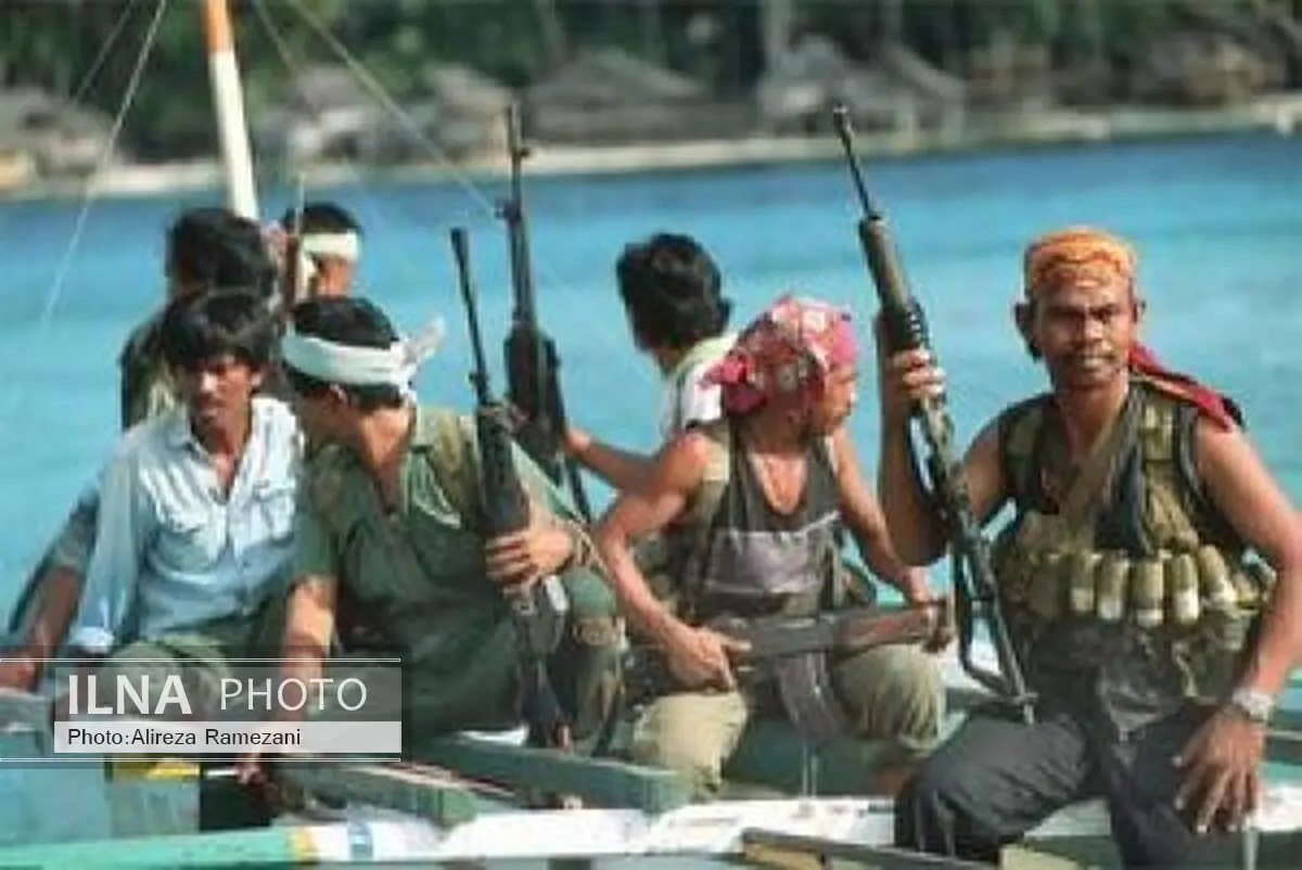 ۴ اندونزیایی توسط دزدان دریایی ربوده شدند