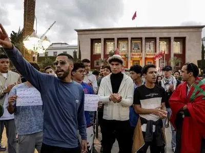 اعتصاب معلمان مراکش/ کادر آموزشی به خیابانها آمدند