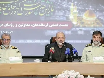 امروز فتنه دشمنان از سر استیصال است 