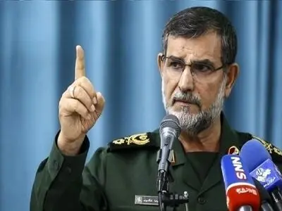 شناور شهید دلواری قابلیت‌ دفاعی، امدادی و نجات دریایی دارد