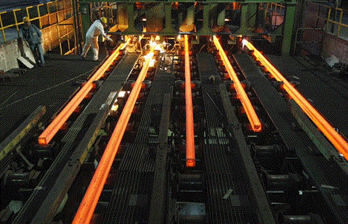 Iran’s steel production rises by %32