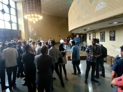 محوطه تئاترشهر از دستفروشان پاکسازی شد