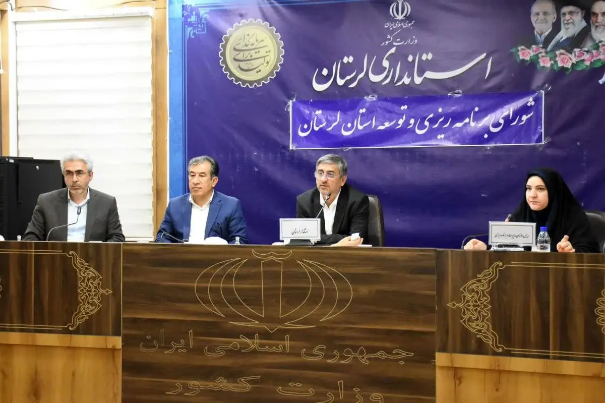 ایران مقتدر با صلابت رهبری و اتحاد مردم، ضربات سخت و راهبردی به صهیونیستها وارد کرد