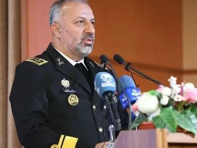 نیروی دریایی ارتش در ساخت تجهیزات دریایی سرآمد است/ دشمنان در دریا توان مقابله با ما را ندارند