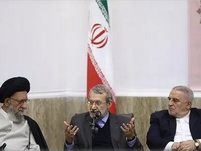 وجدان ملی باید هوشیارانه به فقر، بیکاری و حاشیه نشینی نگاه کند