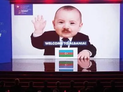 اردوغان با هوش مصنوعی به نوزاد تبدیل شد/ پخش یک ویدئوی عجیب در آلبانی