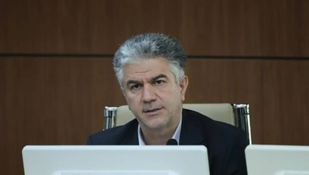 نمی‌توان در پایتخت نشست و برای تمام کشور نسخه واحد نوشت
