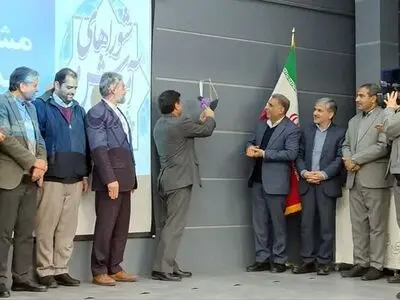 نواخته شدن زنگ شورا‌ها در مشهد با حضور نماینده عالی دولت 