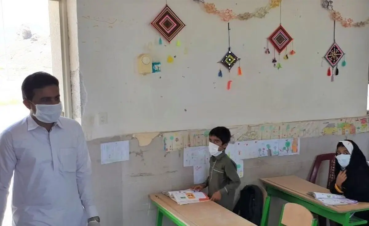 اینجا مدرسه تعطیل نیست / تنها کلاس دایر در روزهای کرونایی/ درس "عشق" در روستای"بارگ"+ عکس