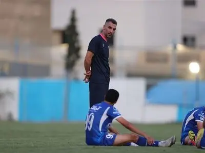 مشکل هاشمی‌نسب برای نشستن روی نیمکت استقلال حل شد