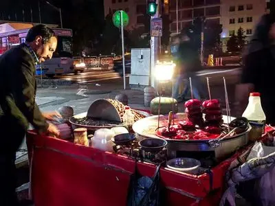 ۱۰ دلیل برای خوردن باقالی در شب یلدا