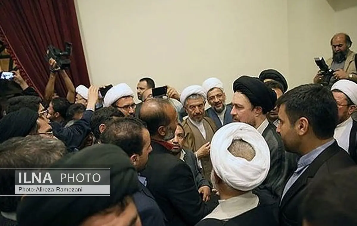 دیدار پدر ستایش قریشی با یادگار امام + تصاویر