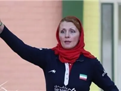 مایدا: هیچ کس من را مجبور به رعایت حجاب نکرده است
