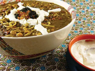 طرز تهیه آش رشته فوری