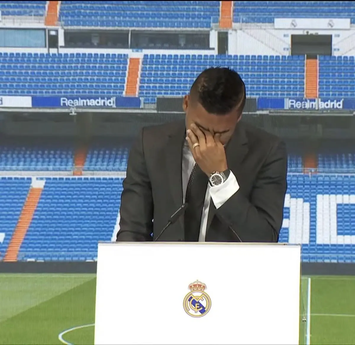 ویدیو: اشک‌های کاسمیرو در مراسم خداحافظی از رئال مادرید