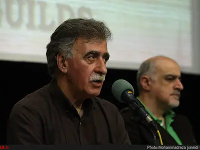 ۱۶ صنف خانه‌سینما در وزارت کار ثبت شدند/فعالیت‌های سیاسی به نفع خانه نیست/بودجه دولتی کفاف بیمه اعضا را هم نمی‌دهد
