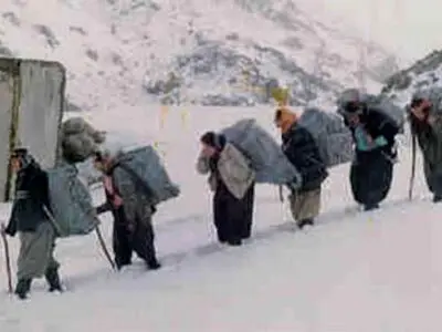 زنان کولبر شناسایی و صاحب شغل می‌شوند