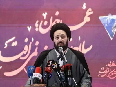 دشمنان را متوجه کنیم که اگر بزنید، می‌خورید
