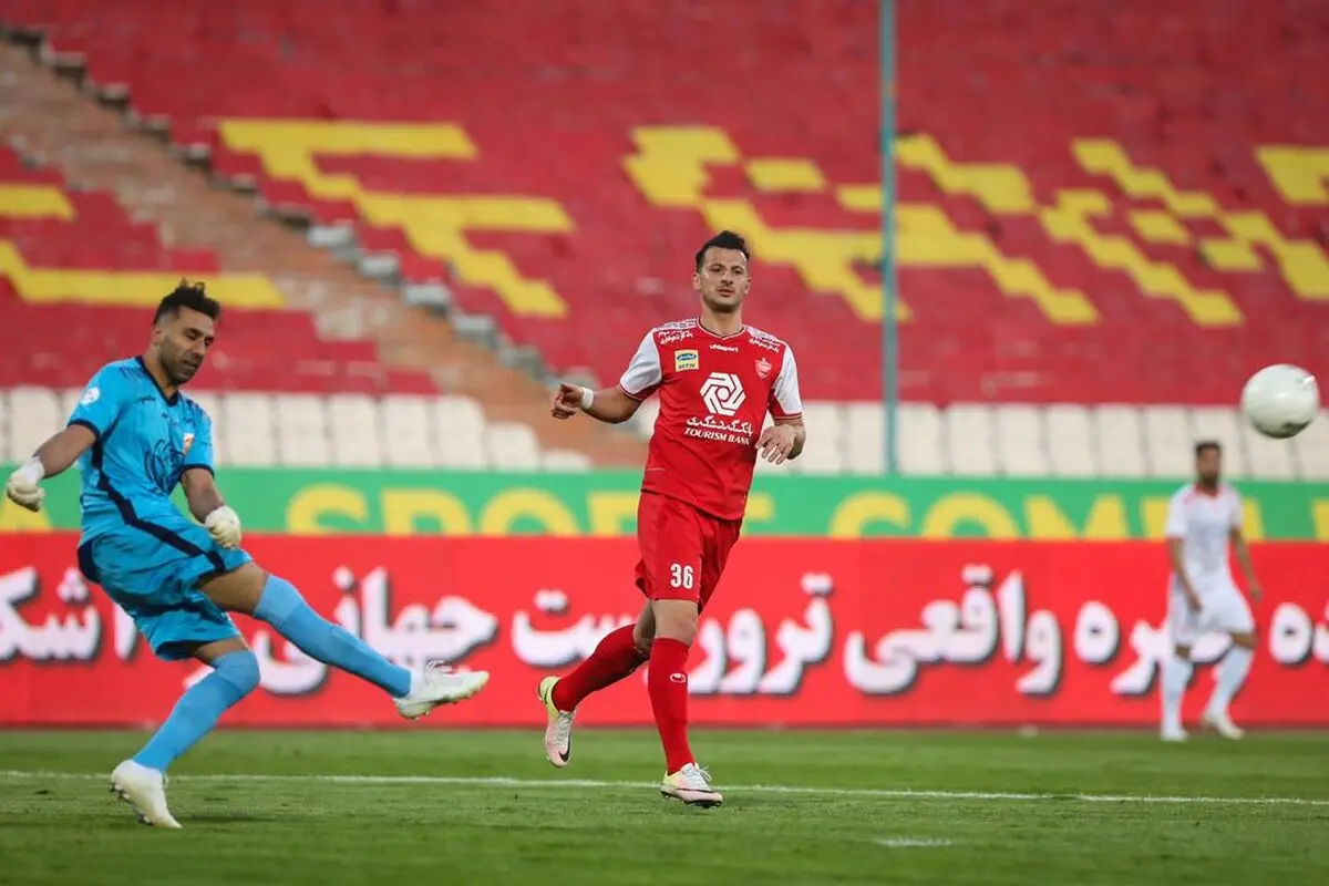رسمی: آرمان رمضانی از پرسپولیس جدا شد