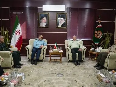 رئیس دانشگاه عالی دفاع ملی با امیر نصیرزاده دیدار کرد