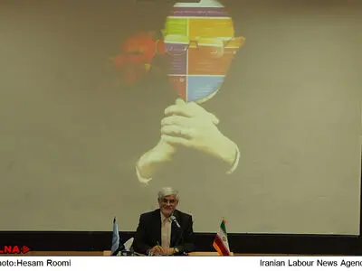 سخنرانی عارف در دانشگاه بیرجند
