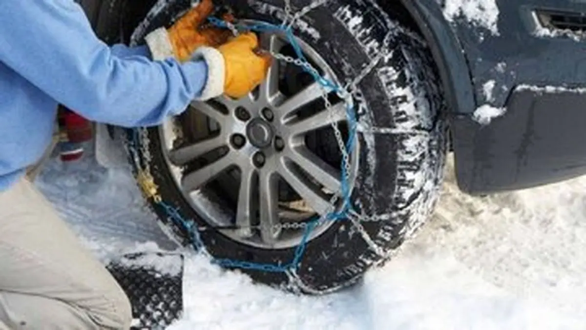  تردد در گردنه‌های چری و شاه منصوری فقط با زنجیرچرخ امکان‌پذیر است