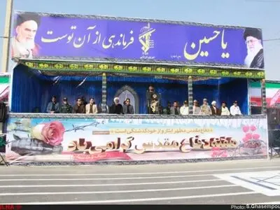نیروهای مسلح شهرستان ماهشهر قدرت خود را به رخ کشیدند+ تصاویر