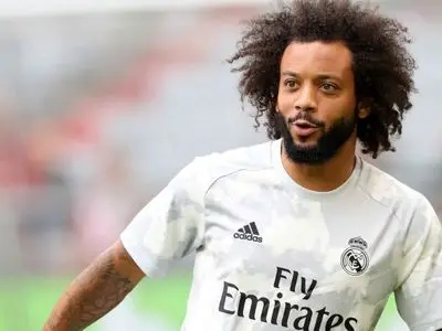 ویدئو نوستالوژی: چالش جالب ستاره‌های رئال با پسر مارسلو