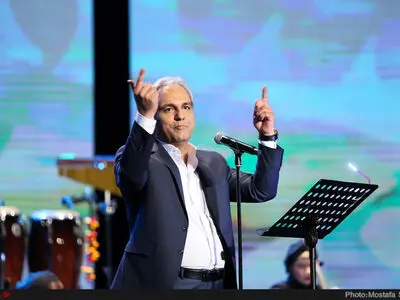 مهران مدیری: اوضاع مملکت طوری است که فقط خودمان باید به داد خودمان برسیم+فیلم و عکس