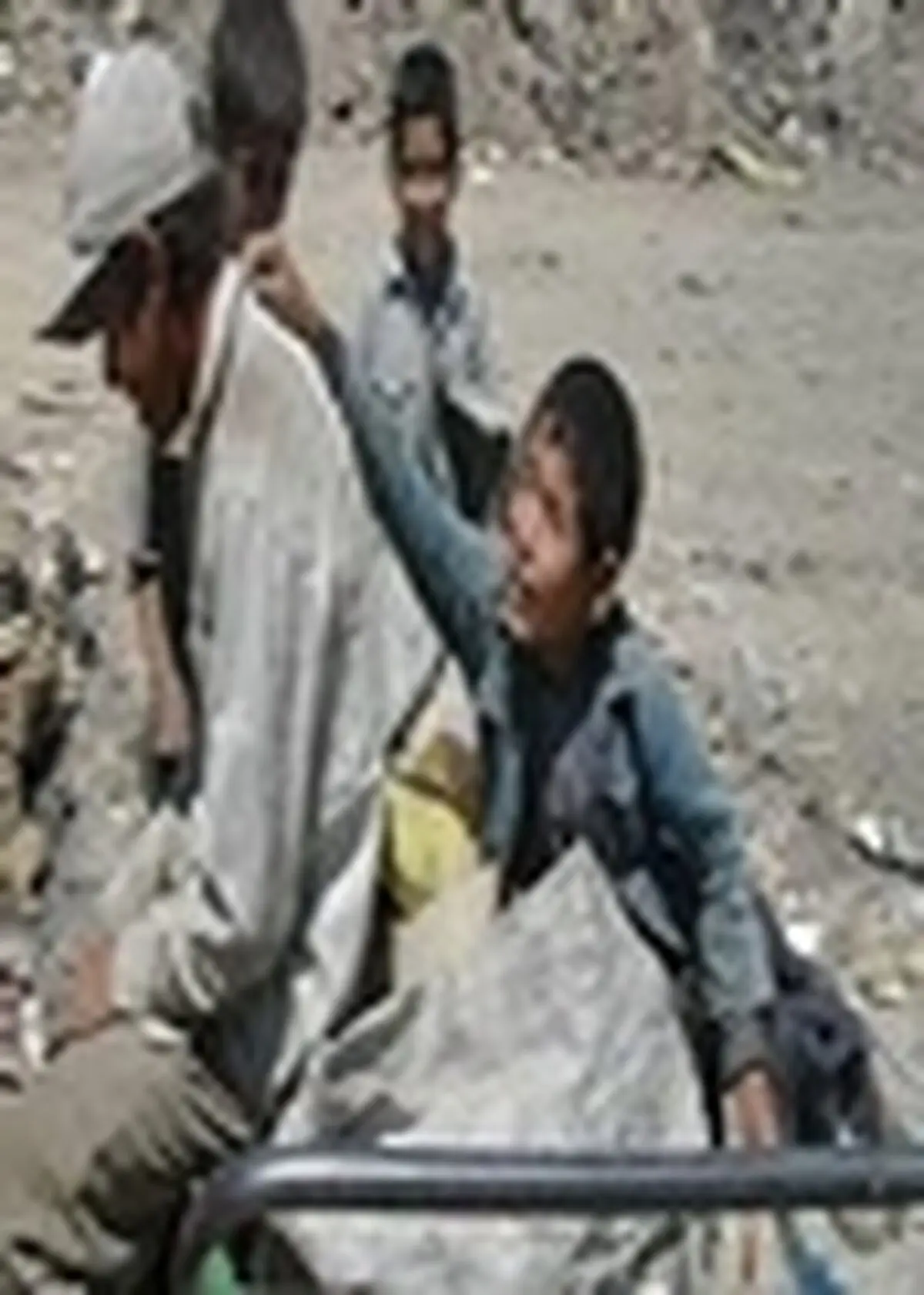 توزیع سبد غذایی در بین اقشار آسیب پذیر اتباع خارجی در استان البرز