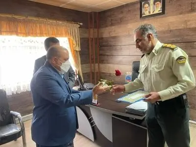 تجلیل خانه کارگر لرستان از نیروی انتظامی خرم آباد 