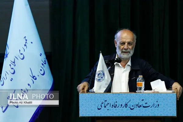 نوزدهمین جشنواره نشان خدمت به قانون کار