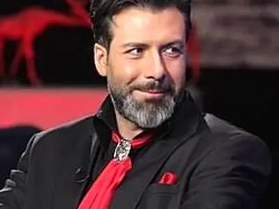 واشقانی: من راهم، راه داریوش اقبالیه! + فیلم