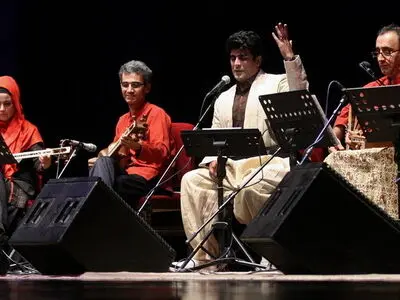 " آرشاویر" موسیقی لری و کردی را به تالار وحدت می‌آورد