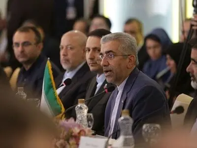 ایران تبرم 12 وثیقة للتعاون الاقتصادی مع روسیا