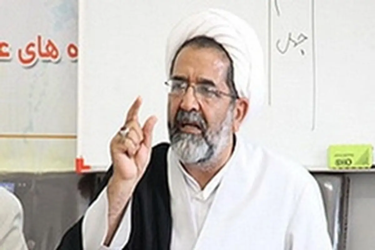 گروه منحط داعش دست نشانده استکبار جهانی و رژیم صهیونیستی برای ایجاد اختلاف در جهان اسلام است