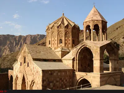 قدیمی‌ترین عبادتگاه مسیحیان جهان را در ایران ببینید +فیلم و عکس