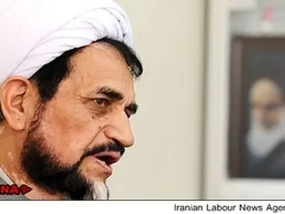 حکم محرومیت از خدمات دو نماینده صادر شده نه انفصال از خدمت