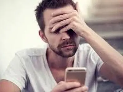 توصیه مهم یک متخصص چشم برای کار با گوشی/فیلم