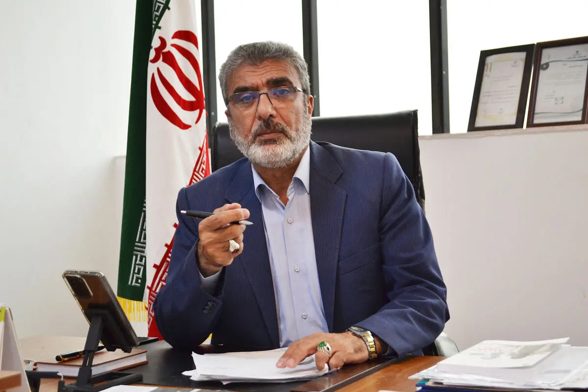  باید افراد تندرو و تنش زا را از سیاست داخلی کنار گذاشت