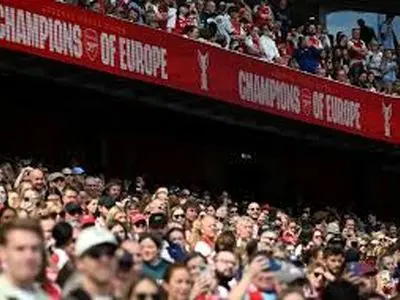 ویدئو: شادی طرفداران توپ‌چی‌ها از گل پیروزی مقابل آستون ویلا