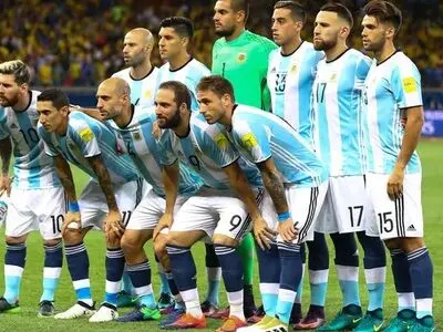 بازیکنان شاغل در ایتالیا حق ورود به آرژانتین را ندارند